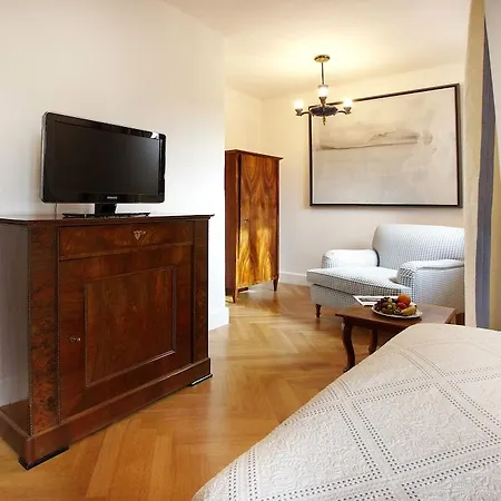 Schlossberghotel Hotell 5*