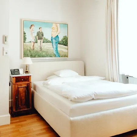 ホテル Schlossberghotel 4*