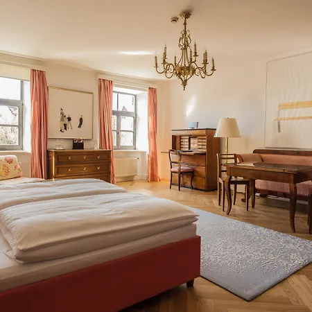 Schlossberghotel ホテル 4*