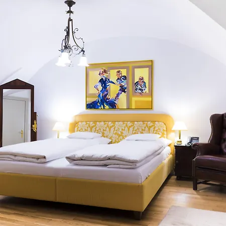 ホテル Schlossberghotel 4*