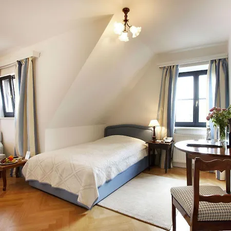 Schlossberghotel 4* グラーツ