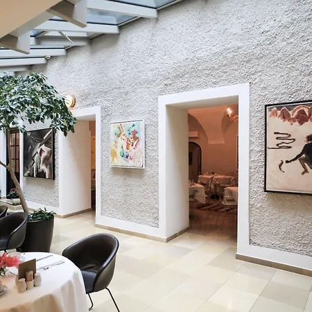 ホテル Schlossberghotel