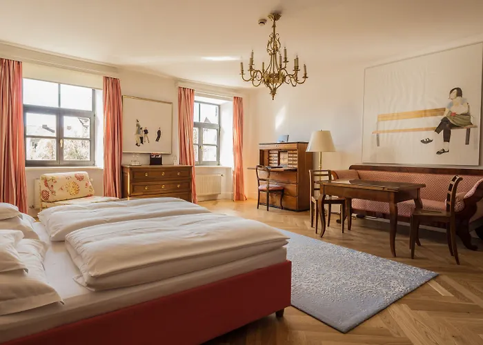 Schlossberghotel Hotell 5*